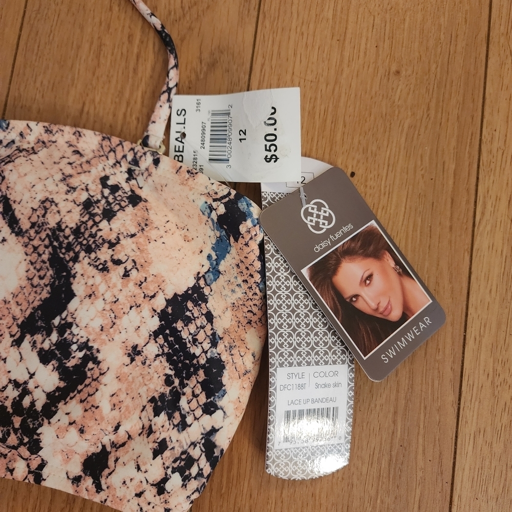 NWT Daisy Fuentes Halter Bikini Top-12 - Picture 3 of 9